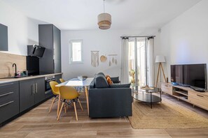 Comfort Apartment | Living area