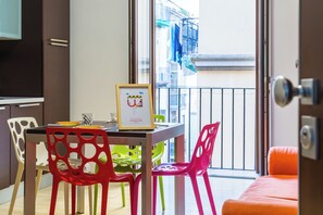 Apartment | Dining room