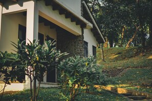 Exterior detail - Bungalow with Swimming Pool in Nature (Palin)