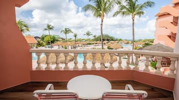 Villa, 2 Bedrooms, Non Smoking, Kitchen | Terrace/patio