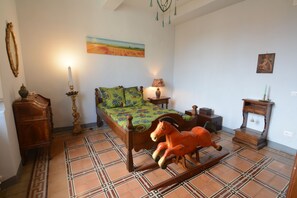 3 camere, culla da viaggio, Wi-Fi gratuito, lenzuola