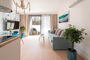 Standard Suite | Individually decorated, individually furnished, iron/ironing board