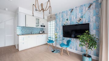 Suite estándar | 1 habitación, decoración personalizada y muebles diferentes