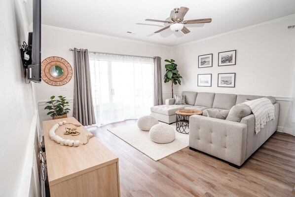 تلفزيون ذكي