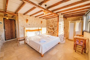Premium bedding, minibar, individually decorated, individually furnished - Lisia Sunset Hotel (Kas)