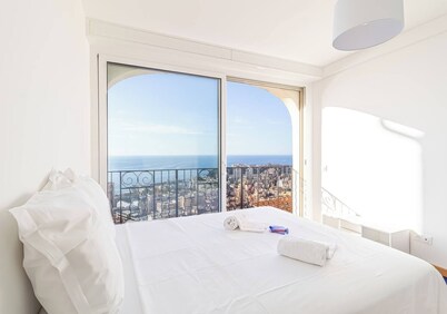 This condominium is a 1 bedroom(s), 1 bathrooms, located in Beausoleil, Provence-Alpes-Côte d'Azur.