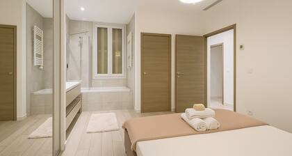 Spacious & Stylish 3 bedroom Near Monaco