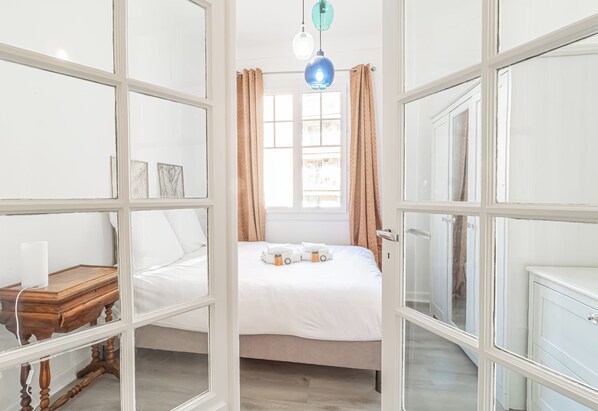 1 bedroom, iron/ironing board, free WiFi, bed sheets