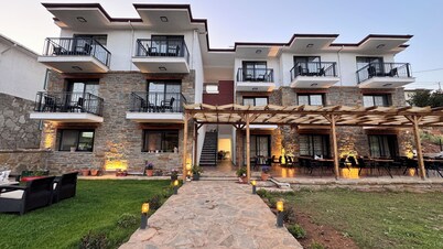 Aris Guest House