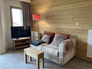 Living area - 10m from ski slopes, Ground floor, balcony, tv, ski locker, 62m², Avoriaz (Avoriaz)