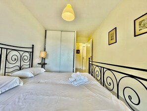 1 bedroom, iron/ironing board, free WiFi, bed sheets
