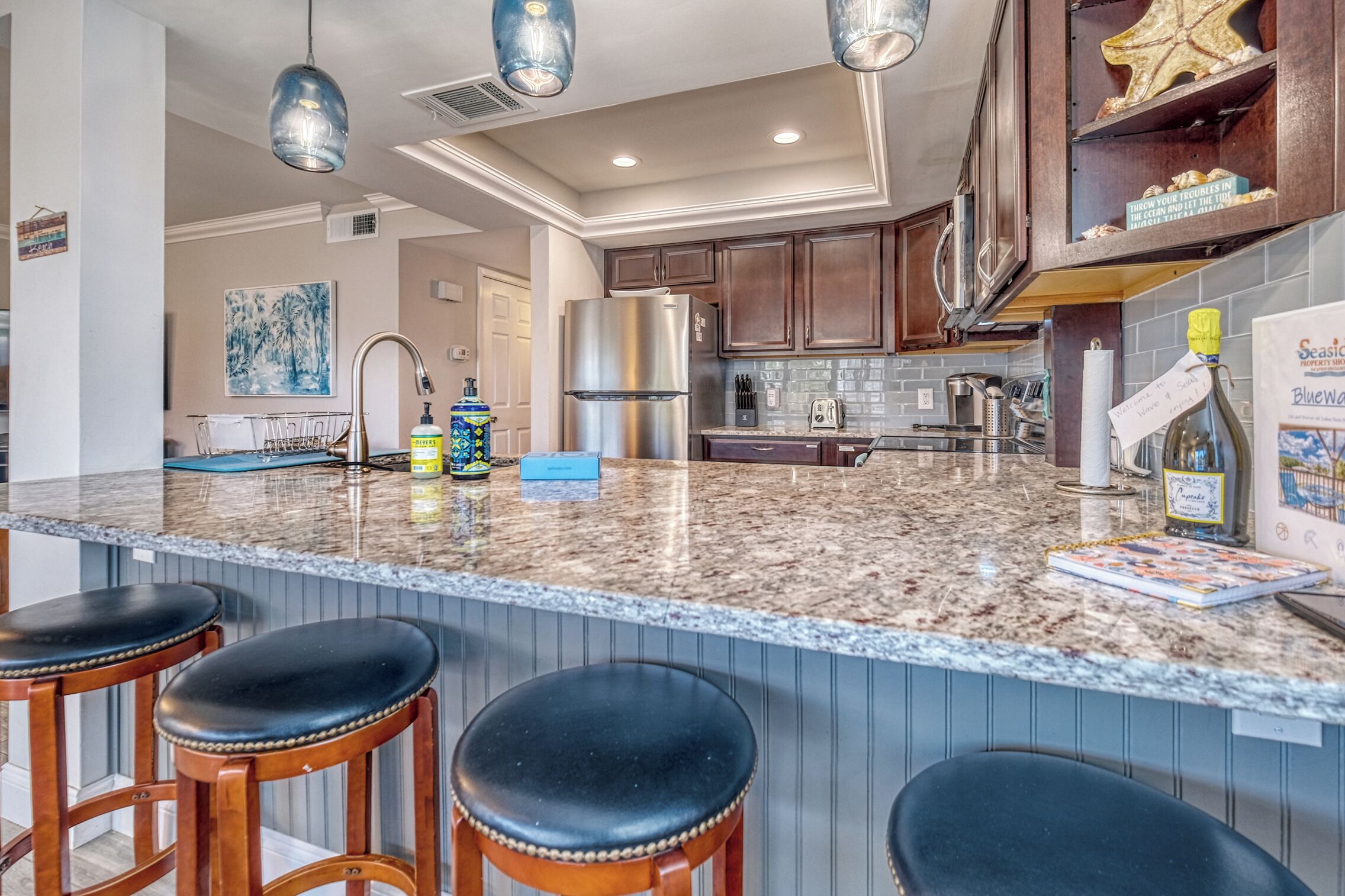 雪櫃、微波爐、焗爐、爐具