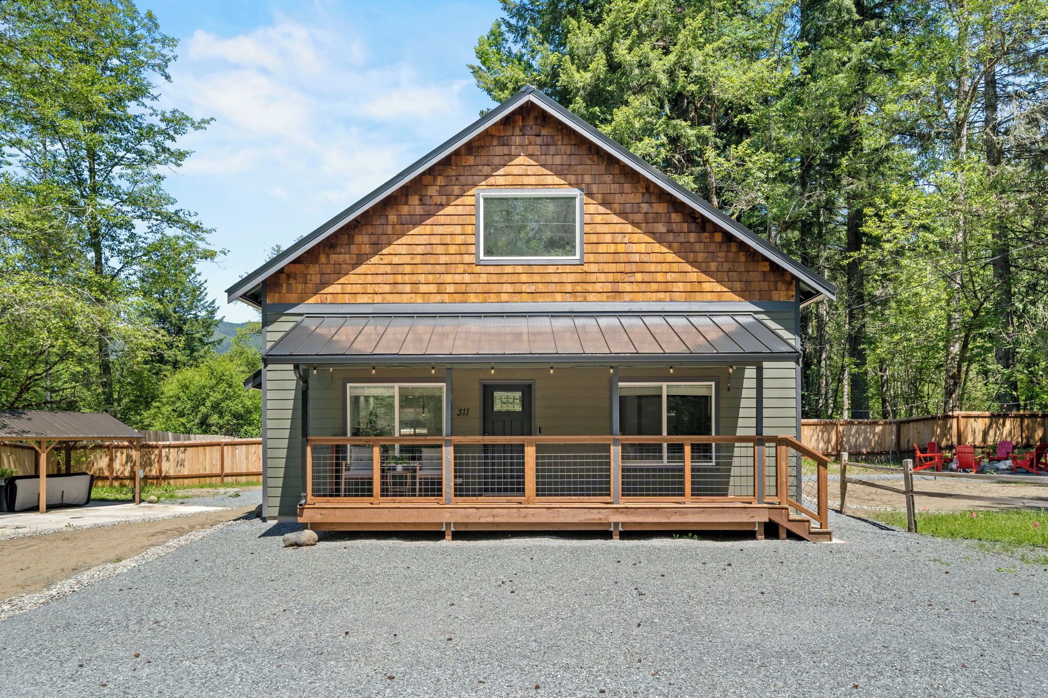 Forest Haven with Hot Tub-Firepit-Games-EV Charger