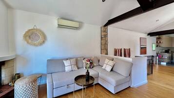 Televisie en een kantoor