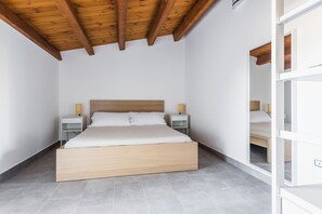 Apartment, Garden View