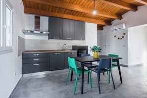 Apartment, Garden View | Private kitchen - Etneo Apartment by Wonderful Italy (Syracuse)