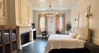 The Macberns Row House (Unit 1)