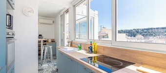 This condominium is a 1 bedroom(s), 1 bathrooms, located in Roquebrune-Cap-Martin, Provence-Alpes-Côte d'Azur.