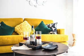 House | Living area | TV, fireplace