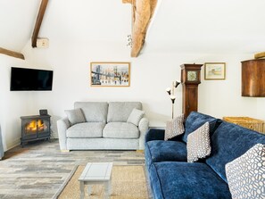 Smart TV - Pass the Keys | The Writer's Retreat (Warwick)