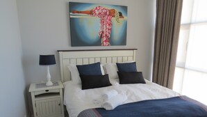Unclassified image, 5 of 15, button - Beautiful Seafront Strand Apartment (Cape Town)