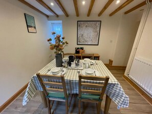 Dining - Quaint & Cosy Cottage Hamlet Location for 4 & Pets - Pass the Keys (Hulme End)