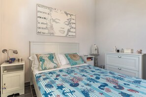 บ้านพัก, วิวสวน | 2 ห้องนอน, เตารีด/โต๊ะรีดผ้า, Wi-Fi ฟรี, ผ้าปูที่นอน
