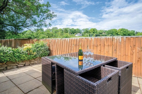 Clover Cottage - 2 Bedroom Cottage - Begelly (21078)