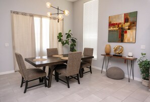 Dining - Modern Retreat by Golf Course - 3 Bedrooms & Office Space (Horizon City)