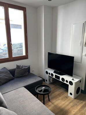 Fernseher