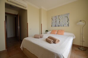 2 Schlafzimmer, Bügeleisen/Bügelbrett, kostenloses WLAN, Bettwäsche