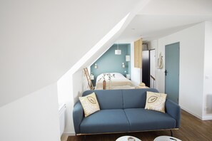 Interior - -PICCO BIANCO-STUDIO ENTIÈREMENT RÉNOVÉ-CONCARNEAU (Concarneau)