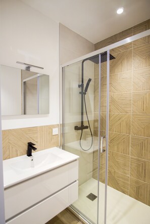 Shower, hair dryer