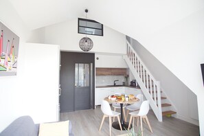 Dining - -Octant-Magnifique T1bis à Port La Forêt Fouesnant (La Forêt-Fouesnant)