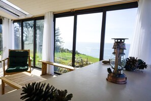 Interior - -AZEL- Maison surplombant l'océan (Névez)