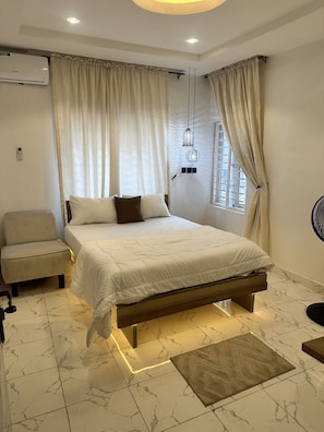 1 bedroom, free WiFi, bed sheets