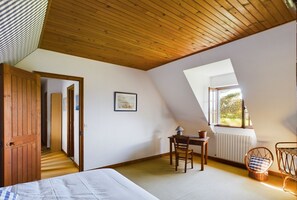 3 dormitorios, tabla de planchar con plancha, wifi gratis