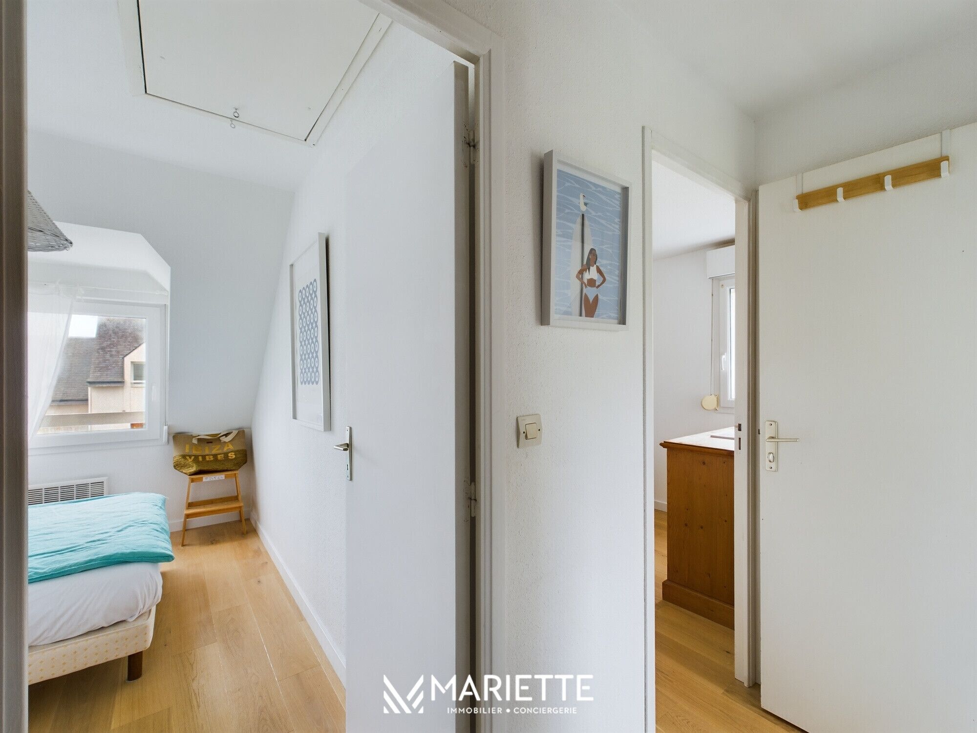 2 slaapkamers, een strijkplank/strijkijzer, gratis wifi