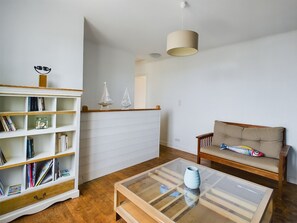 Interior - -HARES- Maison authentique avec jardin (Trégunc)