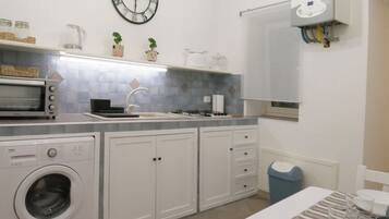 Oven, stovetop