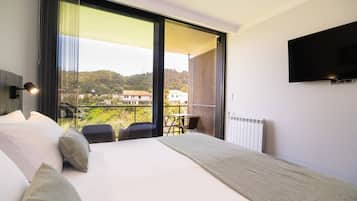 1 bedroom, internet, bed sheets