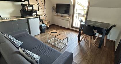 Reve Divan T4-mountain view, Parking, Terrace Fitness Playground