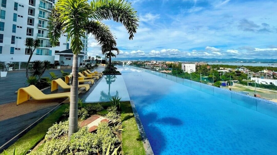 Mactan Newtown Beachfront Condo