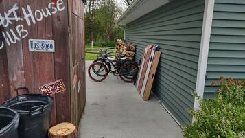 المنطقة المحيطة بالمنشأة