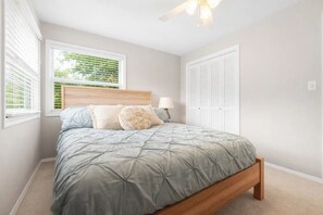 4 bedrooms, iron/ironing board, travel crib, free WiFi