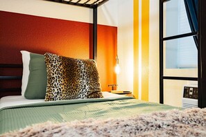 1 bedroom, desk, iron/ironing board, travel cot