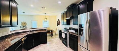 微波炉、烤面包机、厨具/餐具