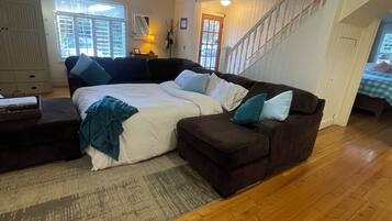 4 habitaciones, escritorio, tabla de planchar con plancha y wifi gratis