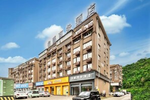 Unclassified image, 2 of 17, button - Mingjue Business Hotel (Wenling)