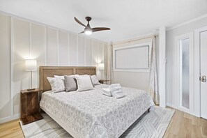 1 bedroom, iron/ironing board, free WiFi, bed sheets - Views 4U w/ Coastal Comfort Living - SNOWBIRDS - Beach Access - King Bed - C344 (Hilton Head Island)